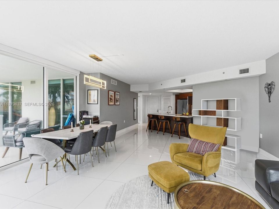 For Sale: $749,000 (3 beds, 2 baths, 1461 Square Feet)