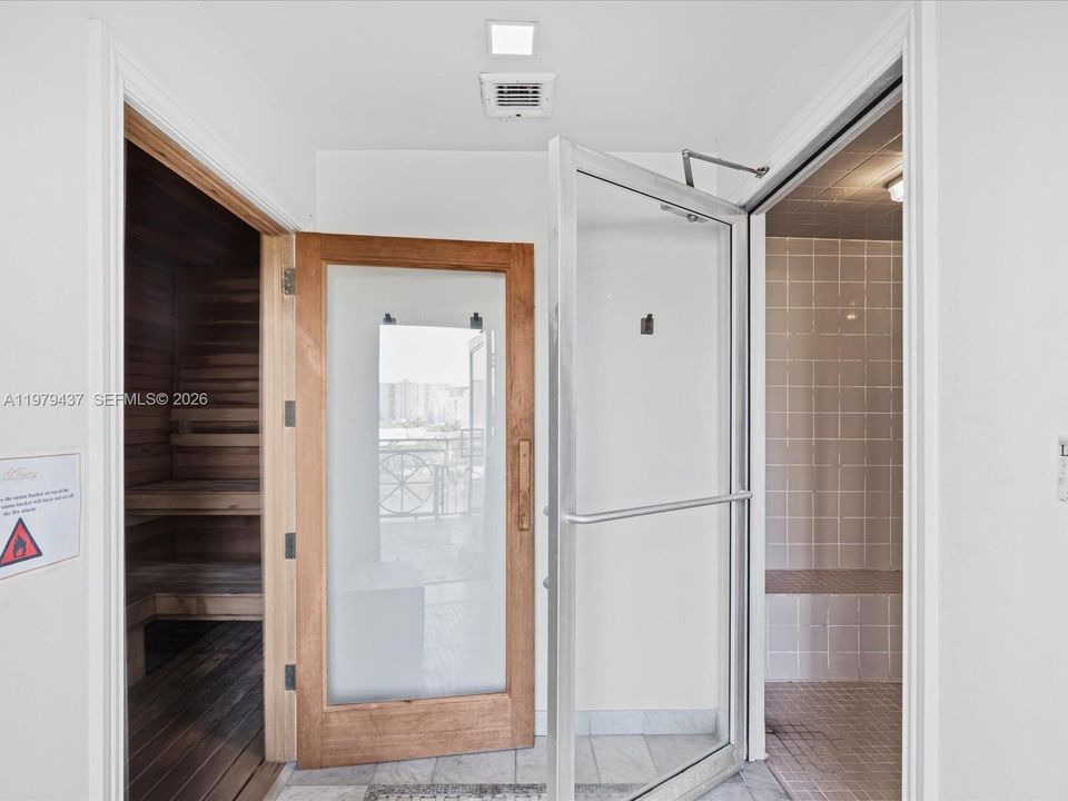 For Sale: $749,000 (3 beds, 2 baths, 1461 Square Feet)