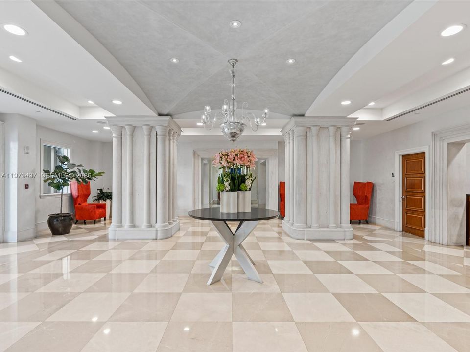 For Sale: $749,000 (3 beds, 2 baths, 1461 Square Feet)