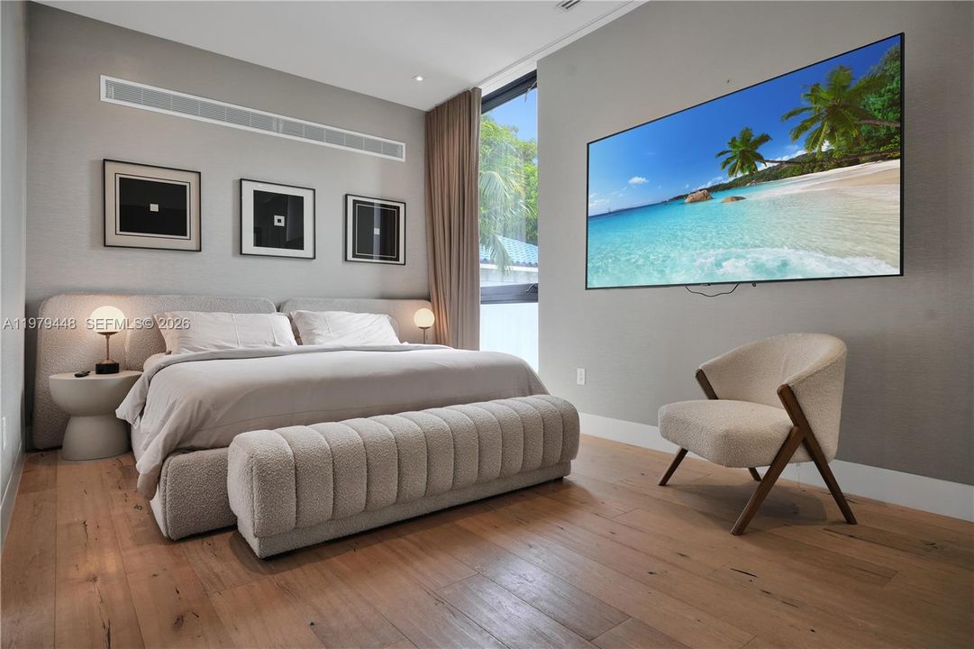 En Renta: $130,000 (5 camas, 5 baños, 5200 Pies cuadrados)