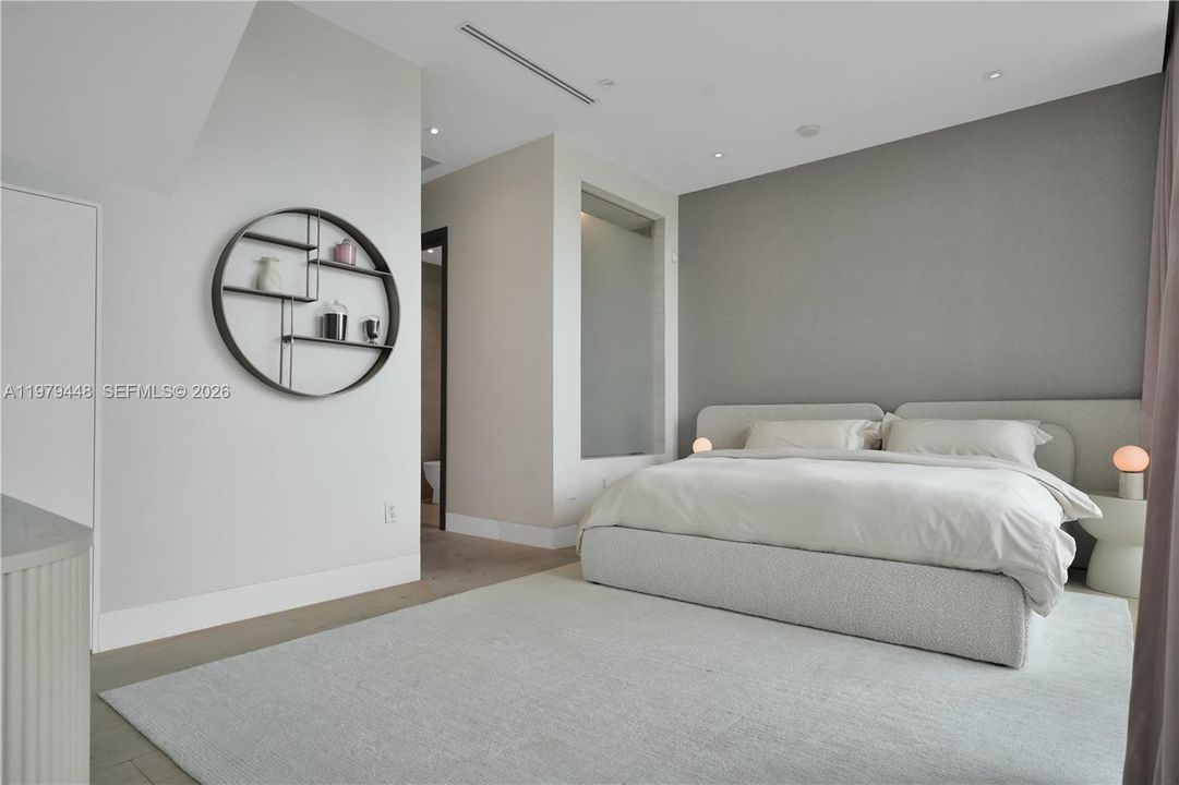 En Renta: $130,000 (5 camas, 5 baños, 5200 Pies cuadrados)