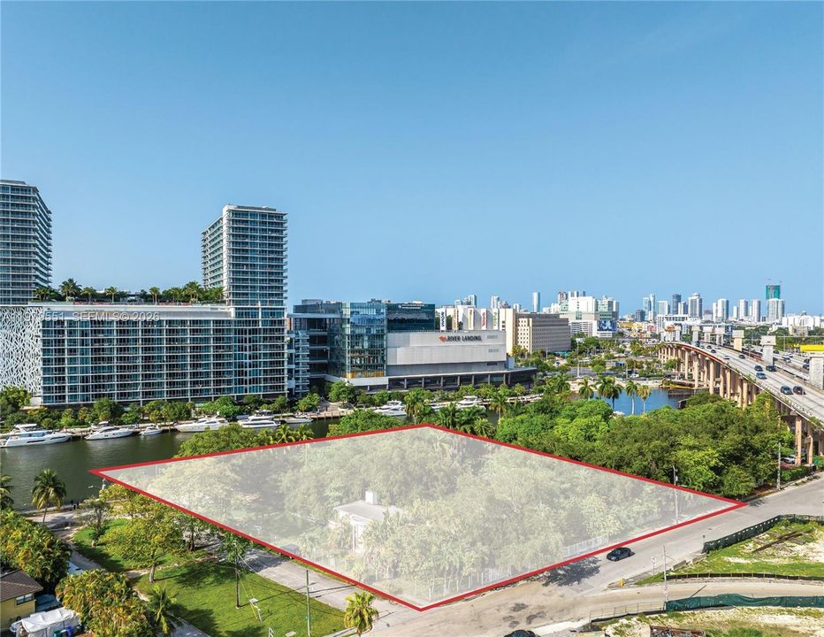 На продажу: $13,999,000 (0 спален, 0 ванн, 0 Квадратных фут)