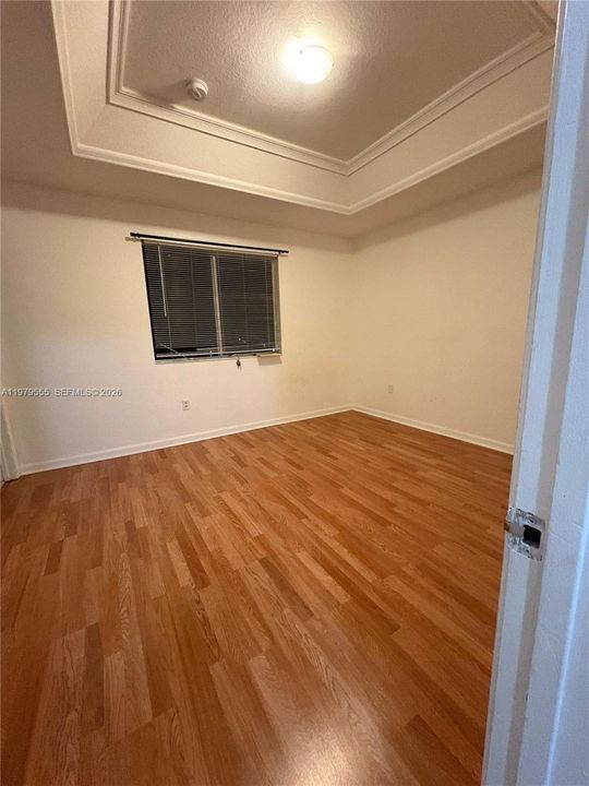 На продажу: $249,000 (3 спален, 3 ванн, 1302 Квадратных фут)