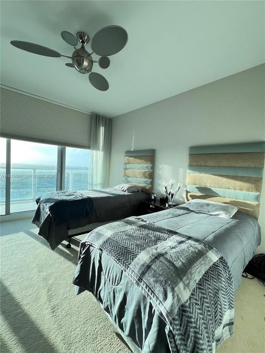 For Sale: $2,090,000 (2 beds, 3 baths, 2308 Square Feet)