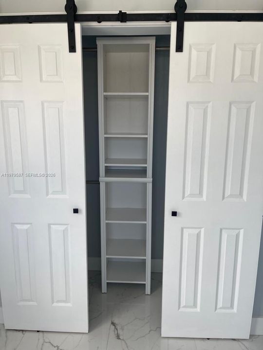 Под контрактом: $245,000 (2 спален, 1 ванн, 648 Квадратных фут)