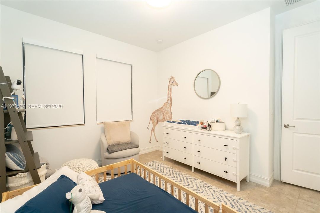 For Rent: $6,895 (4 beds, 3 baths, 2541 Square Feet)