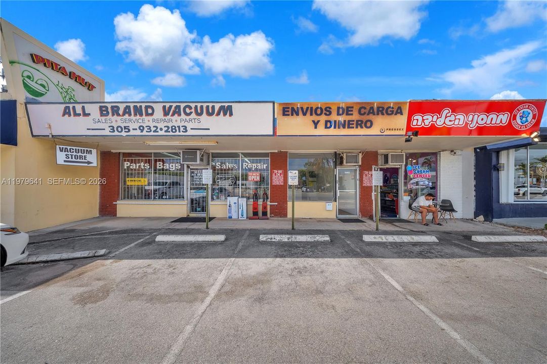 18480 W DIXIE HWY