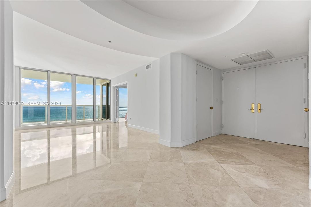 Entrance - Living room on the right side