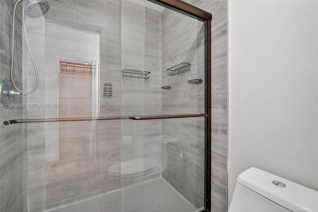 На продажу: $399,000 (4 спален, 3 ванн, 1616 Квадратных фут)