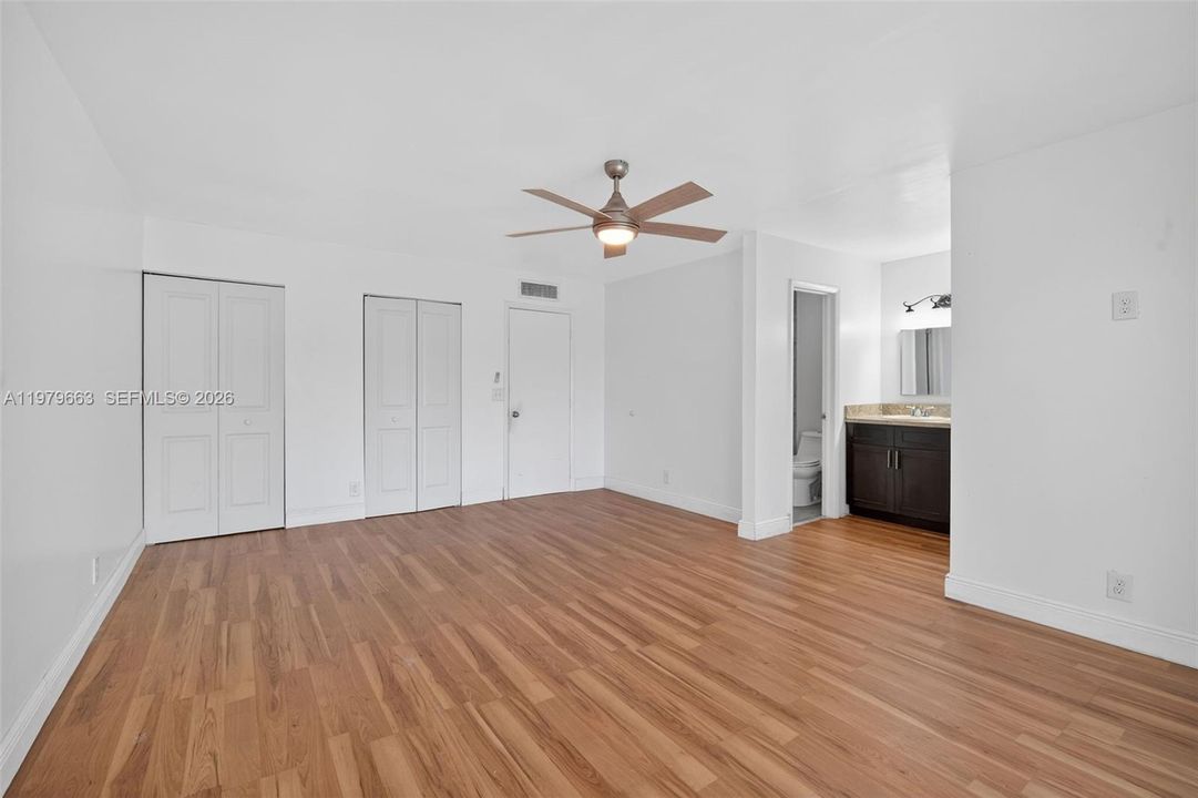 На продажу: $399,000 (4 спален, 3 ванн, 1616 Квадратных фут)