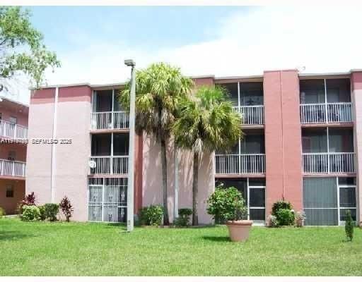 Active With Contract: $120,000 (2 beds, 2 baths, 800 Square Feet)
