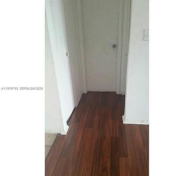 Active With Contract: $120,000 (2 beds, 2 baths, 800 Square Feet)