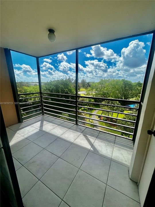 Activo con contrato: $1,600 (1 camas, 1 baños, 780 Pies cuadrados)