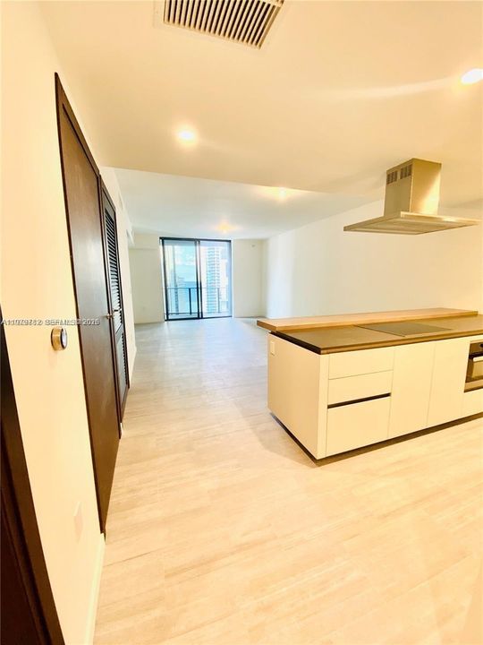 En Venta: $900,000 (1 camas, 1 baños, 829 Pies cuadrados)