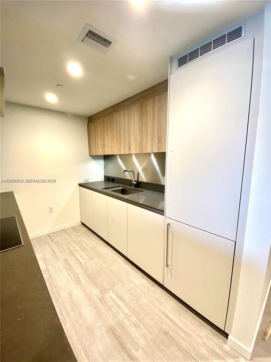 En Venta: $900,000 (1 camas, 1 baños, 829 Pies cuadrados)