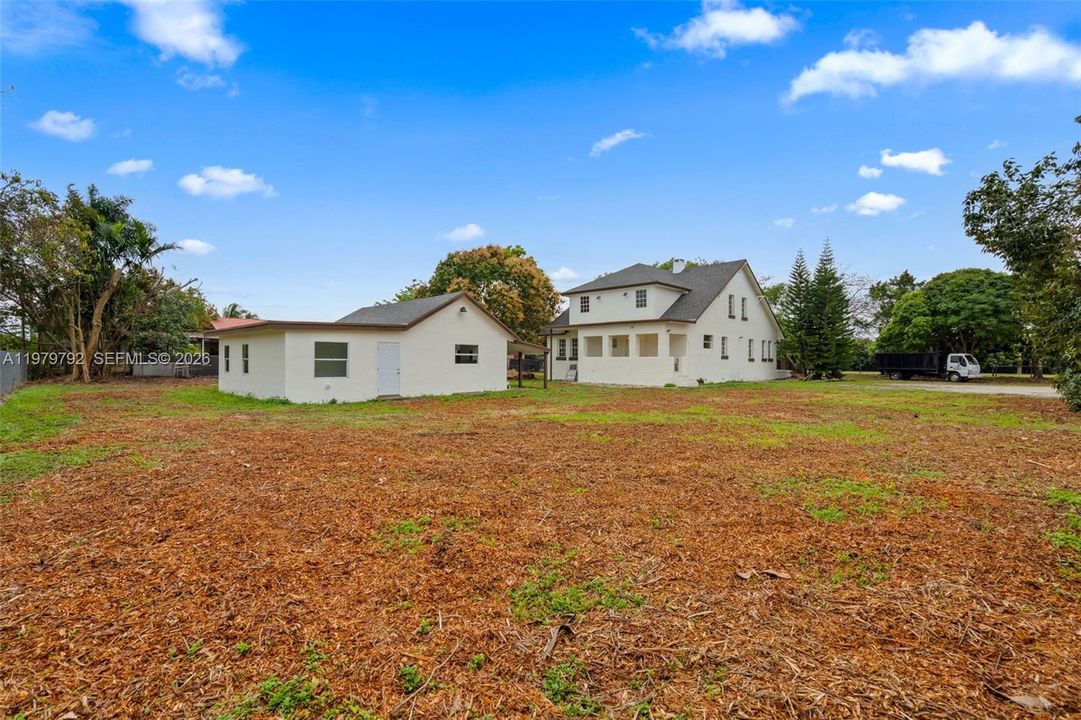 На продажу: $1,099,900 (6 спален, 3 ванн, 4771 Квадратных фут)