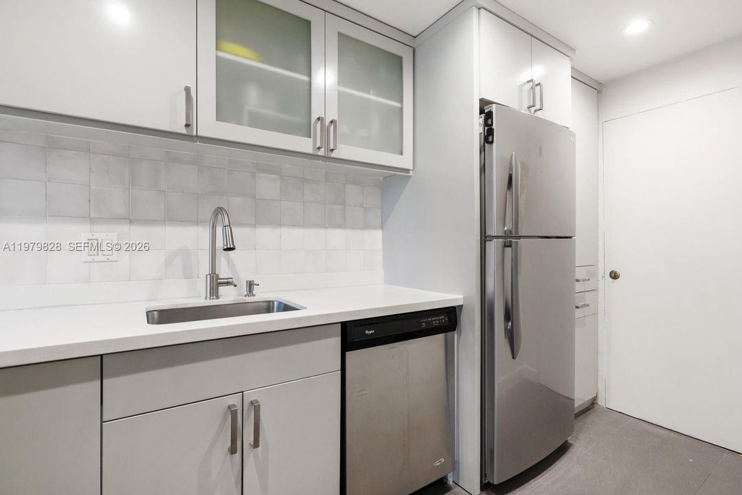 En Venta: $255,000 (1 camas, 1 baños, 802 Pies cuadrados)