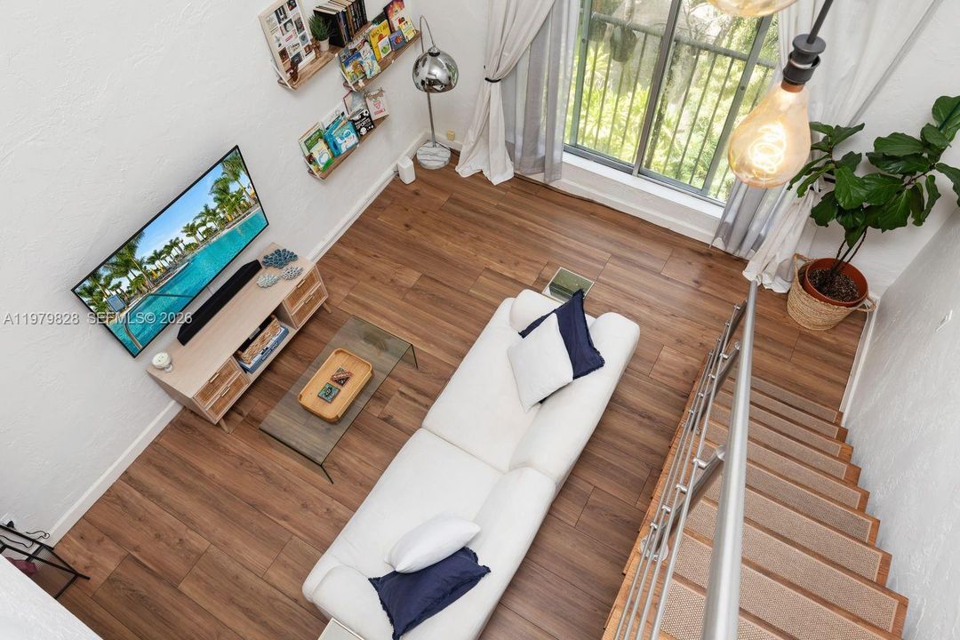 En Venta: $255,000 (1 camas, 1 baños, 802 Pies cuadrados)