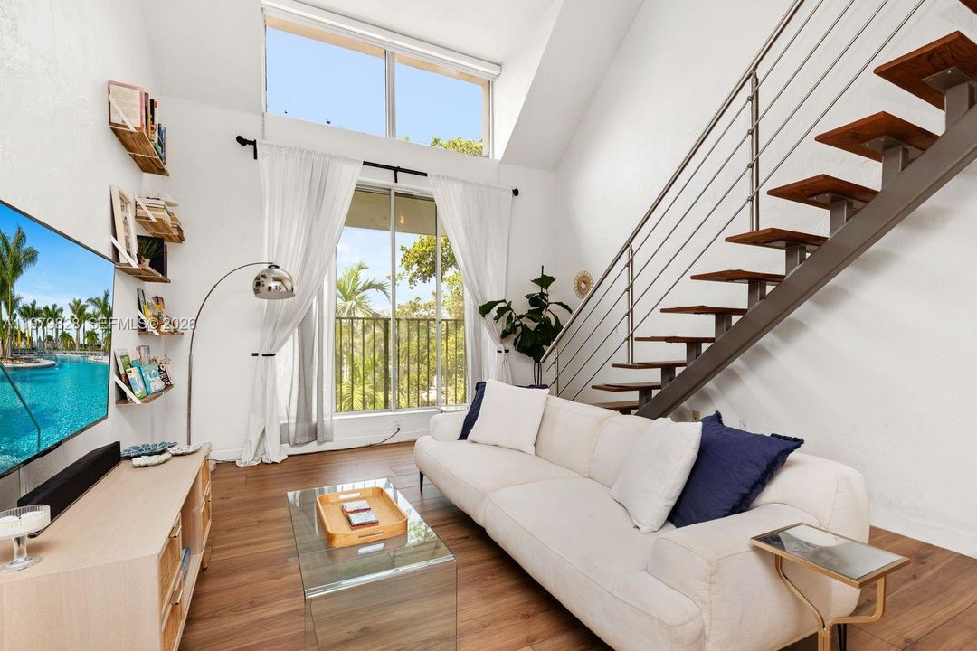 En Venta: $255,000 (1 camas, 1 baños, 802 Pies cuadrados)