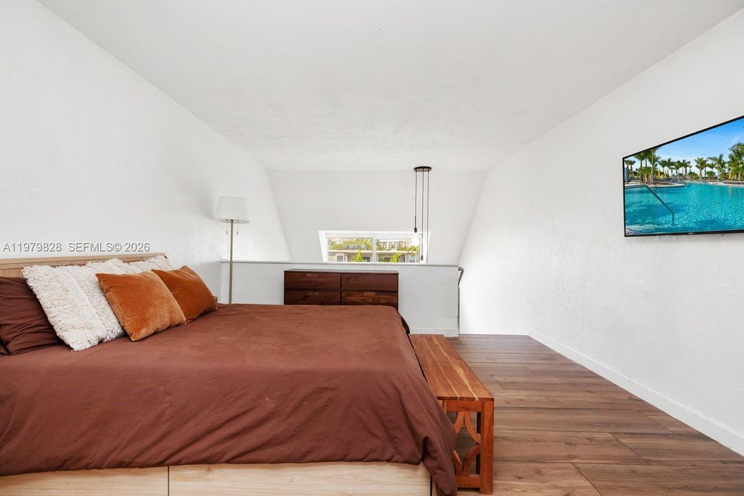 En Venta: $255,000 (1 camas, 1 baños, 802 Pies cuadrados)