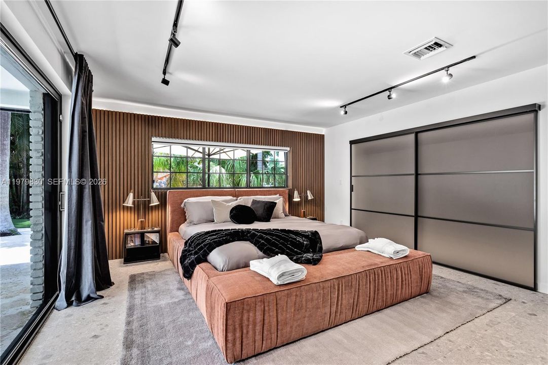 В аренду: $16,000 (5 спален, 4 ванн, 2891 Квадратных фут)