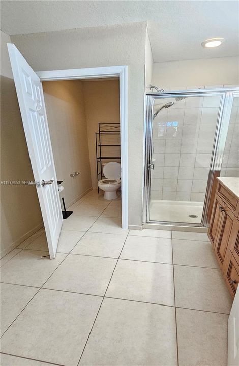 For Sale: $290,000 (3 beds, 2 baths, 1379 Square Feet)