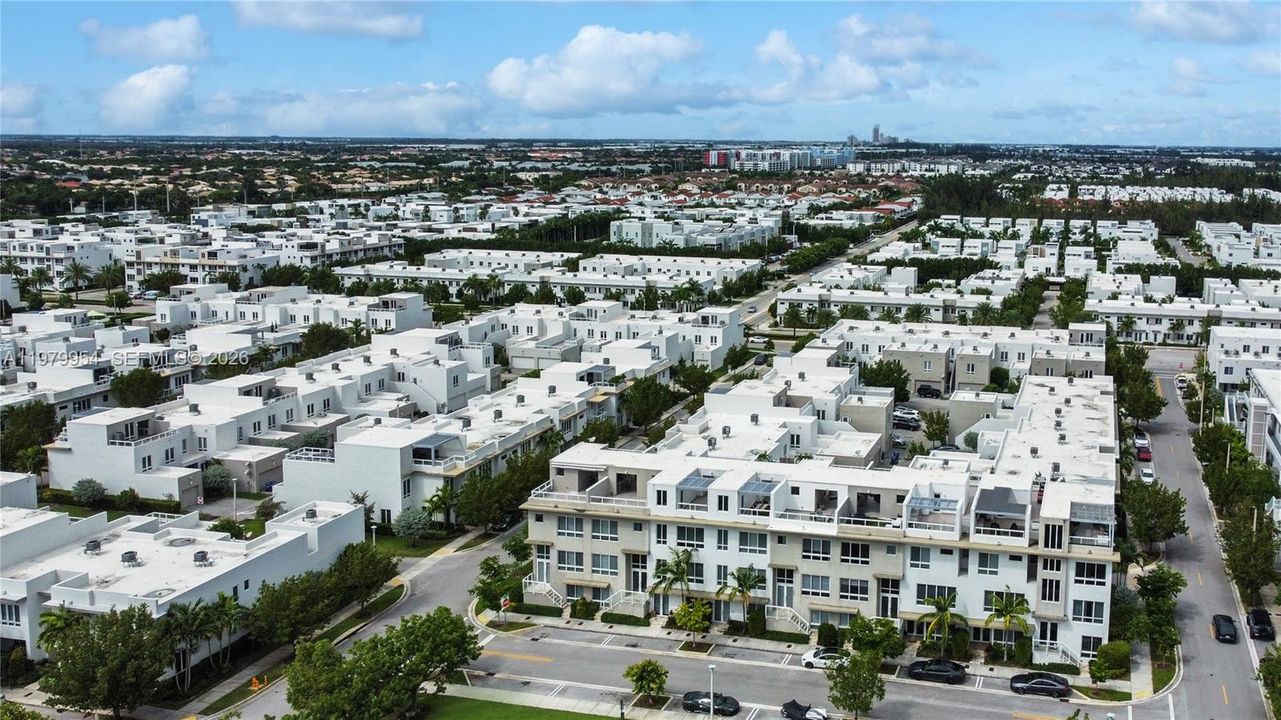 Active With Contract: $5,500 (4 beds, 3 baths, 2655 Square Feet)