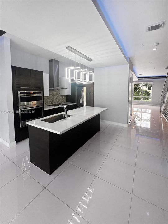 Active With Contract: $5,500 (4 beds, 3 baths, 2655 Square Feet)