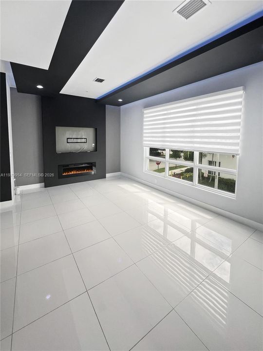 Active With Contract: $5,500 (4 beds, 3 baths, 2655 Square Feet)