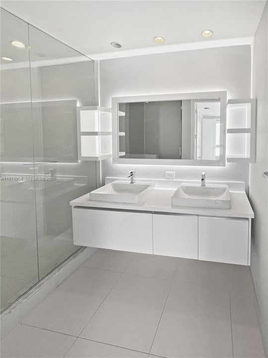 Active With Contract: $5,500 (4 beds, 3 baths, 2655 Square Feet)
