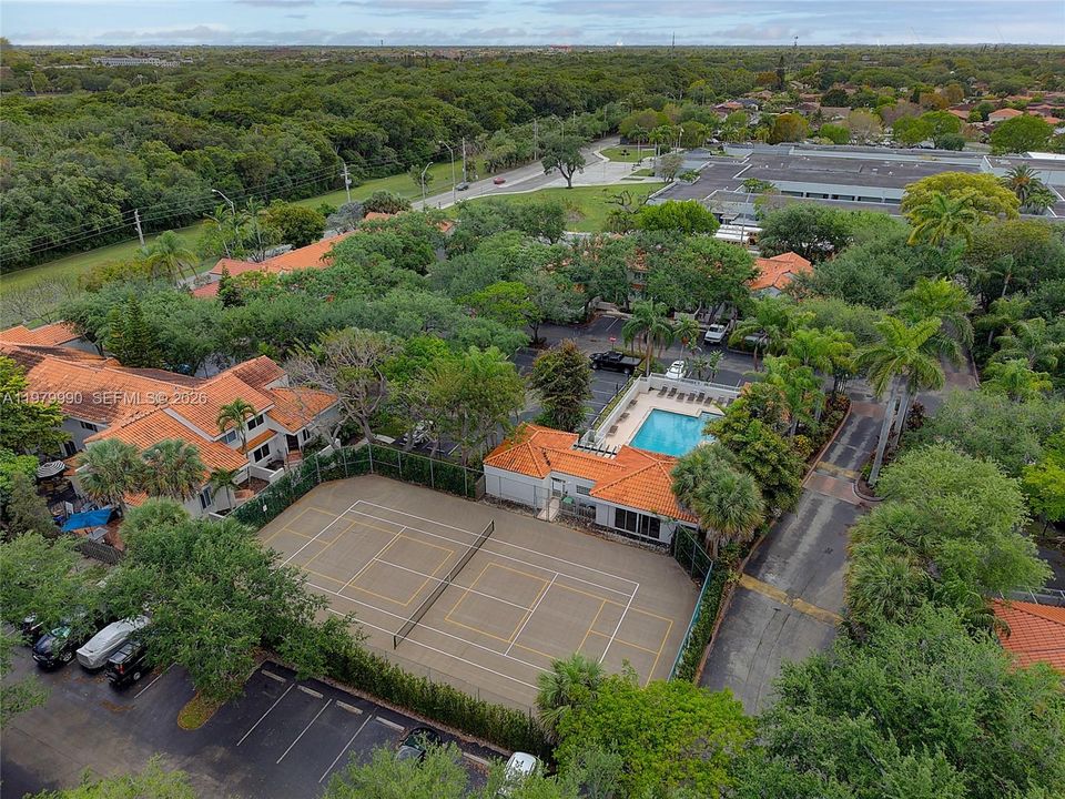 Activo con contrato: $495,000 (2 camas, 2 baños, 1216 Pies cuadrados)