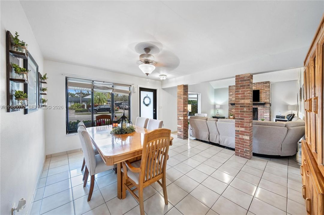 Active With Contract: $945,000 (4 beds, 3 baths, 2232 Square Feet)