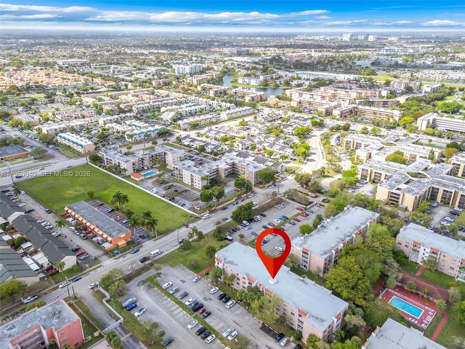 Vendido Recientemente: $230,000 (1 camas, 1 baños, 777 Pies cuadrados)