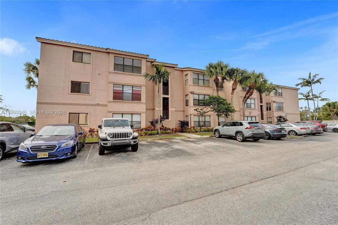 En Venta: $220,000 (2 camas, 2 baños, 1100 Pies cuadrados)