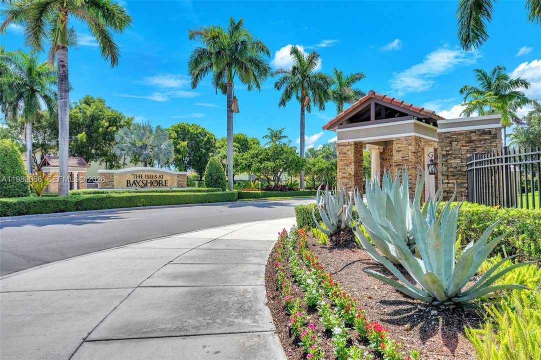 For Sale: $389,777 (2 beds, 2 baths, 1458 Square Feet)