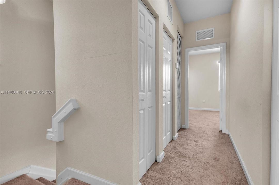 For Sale: $389,777 (2 beds, 2 baths, 1458 Square Feet)