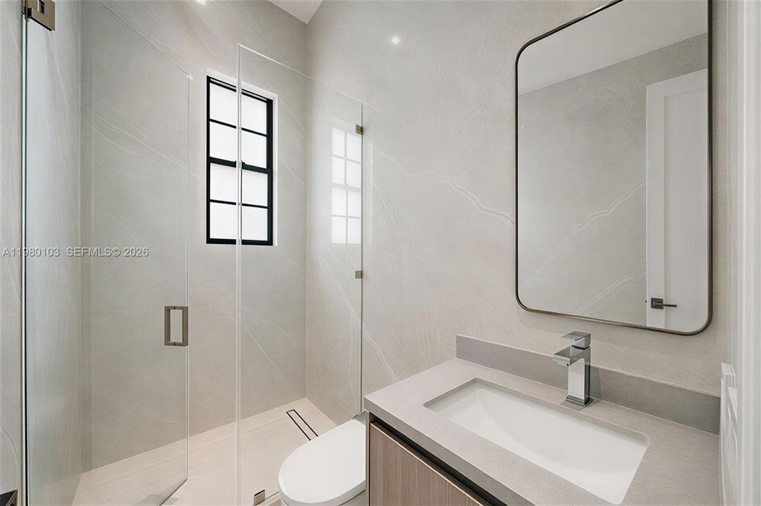 For Sale: $3,450,000 (6 beds, 4 baths, 2962 Square Feet)