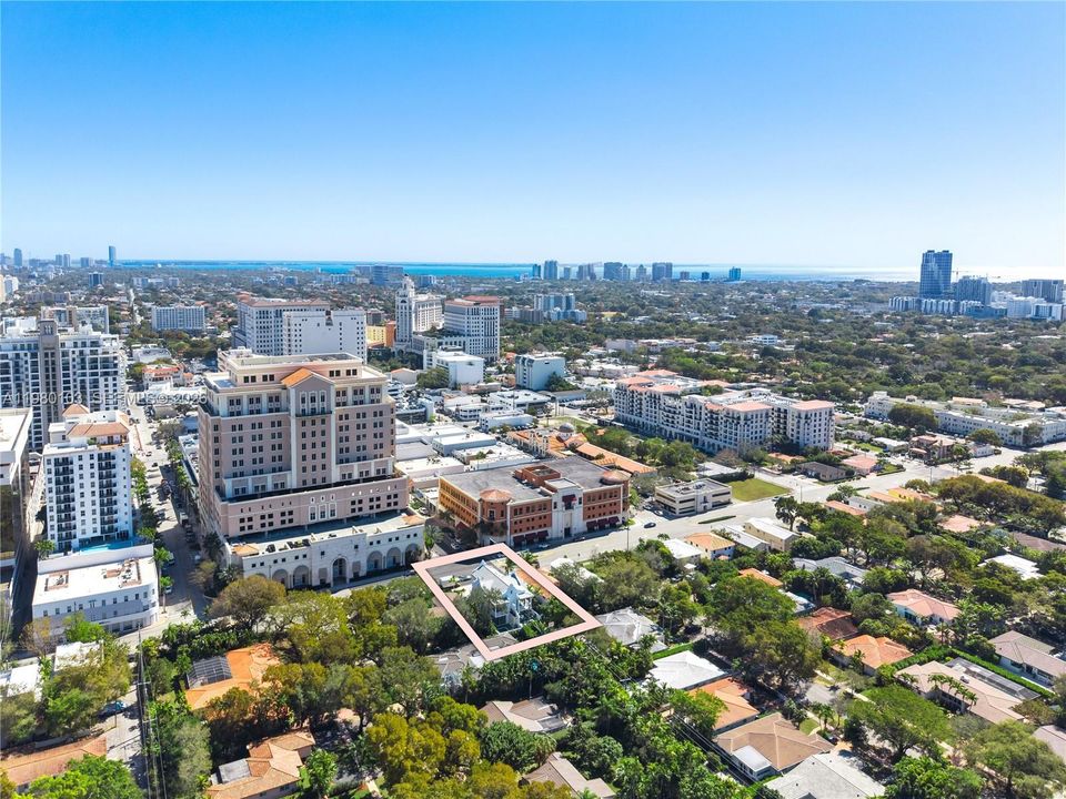 For Sale: $3,450,000 (6 beds, 4 baths, 2962 Square Feet)
