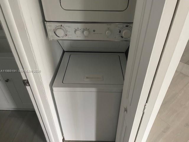 На продажу: $189,900 (3 спален, 1 ванн, 1293 Квадратных фут)