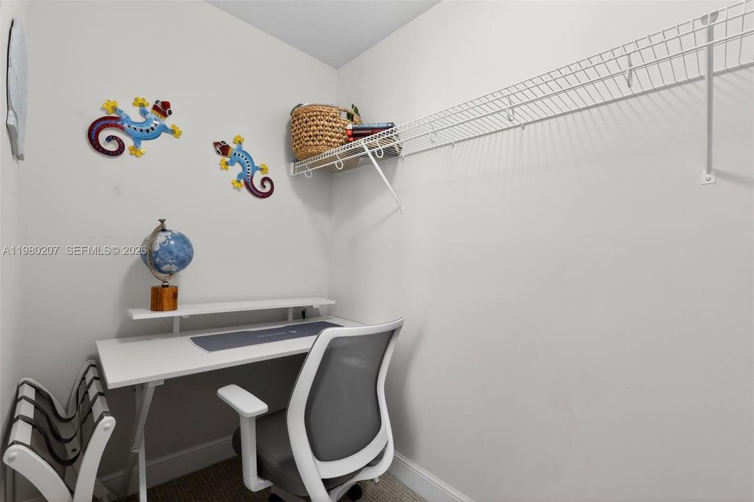 En Venta: $829,000 (2 camas, 2 baños, 1590 Pies cuadrados)
