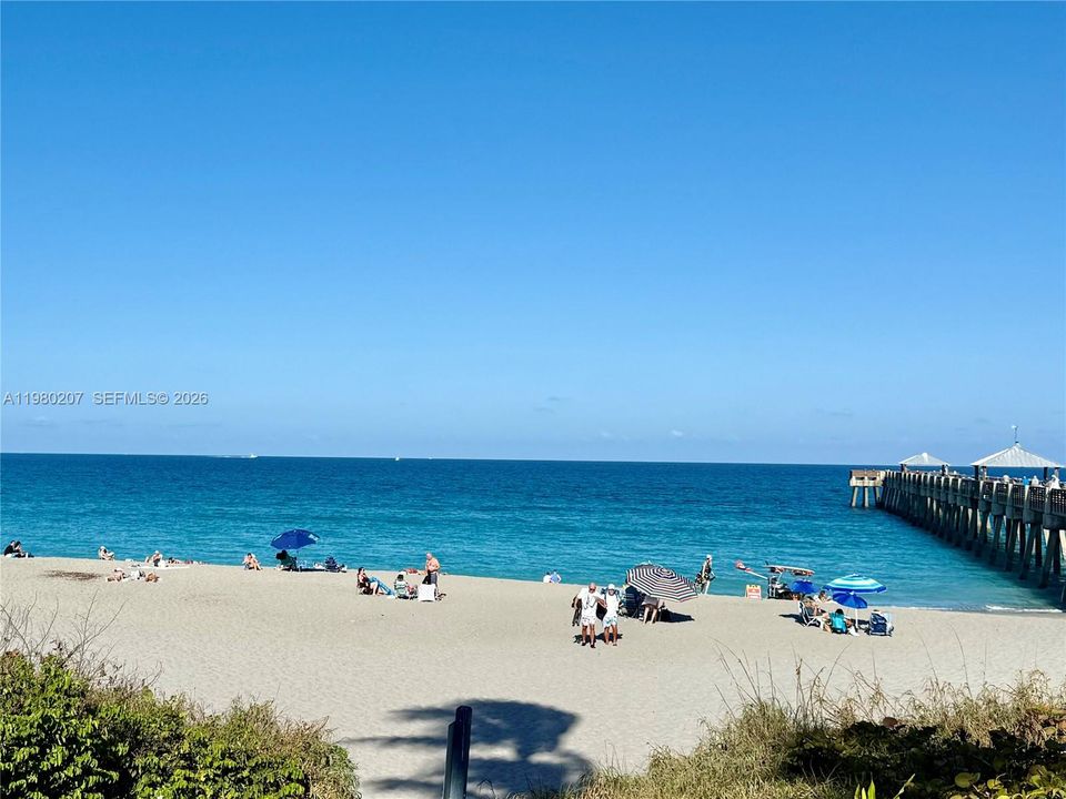 En Venta: $829,000 (2 camas, 2 baños, 1590 Pies cuadrados)