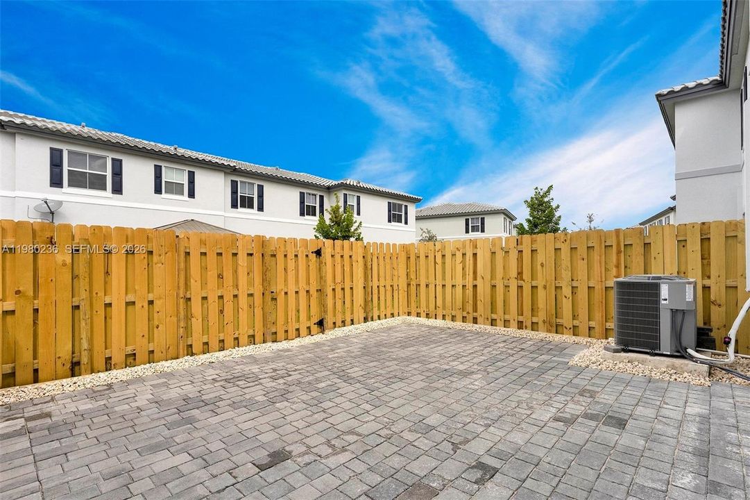 На продажу: $559,000 (3 спален, 2 ванн, 1508 Квадратных фут)