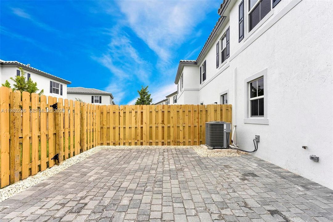 На продажу: $559,000 (3 спален, 2 ванн, 1508 Квадратных фут)