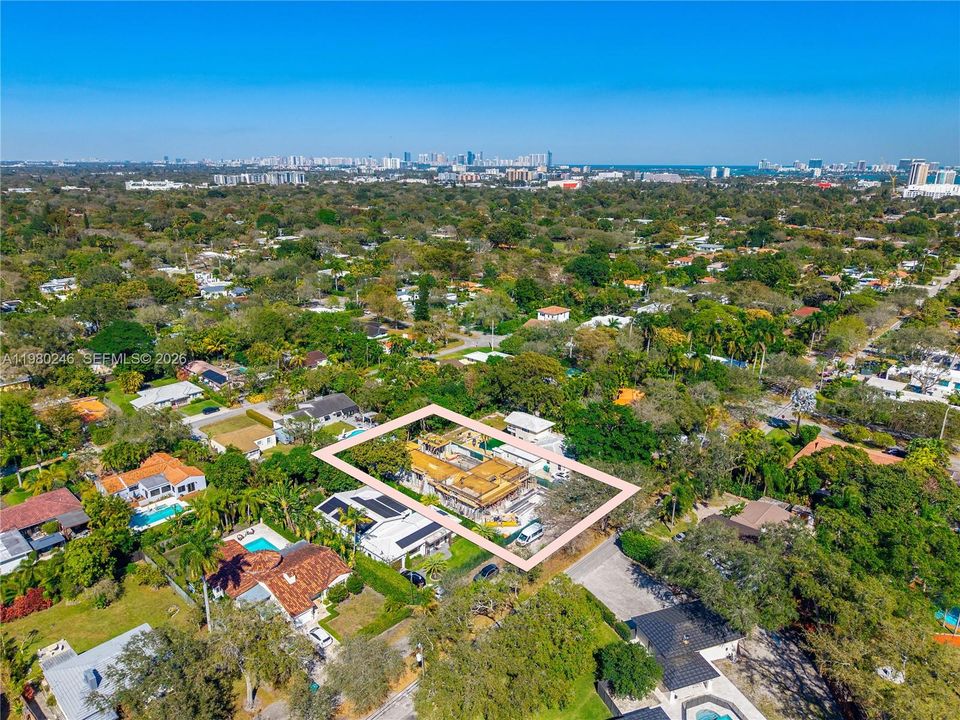 For Sale: $5,950,000 (6 beds, 6 baths, 4530 Square Feet)