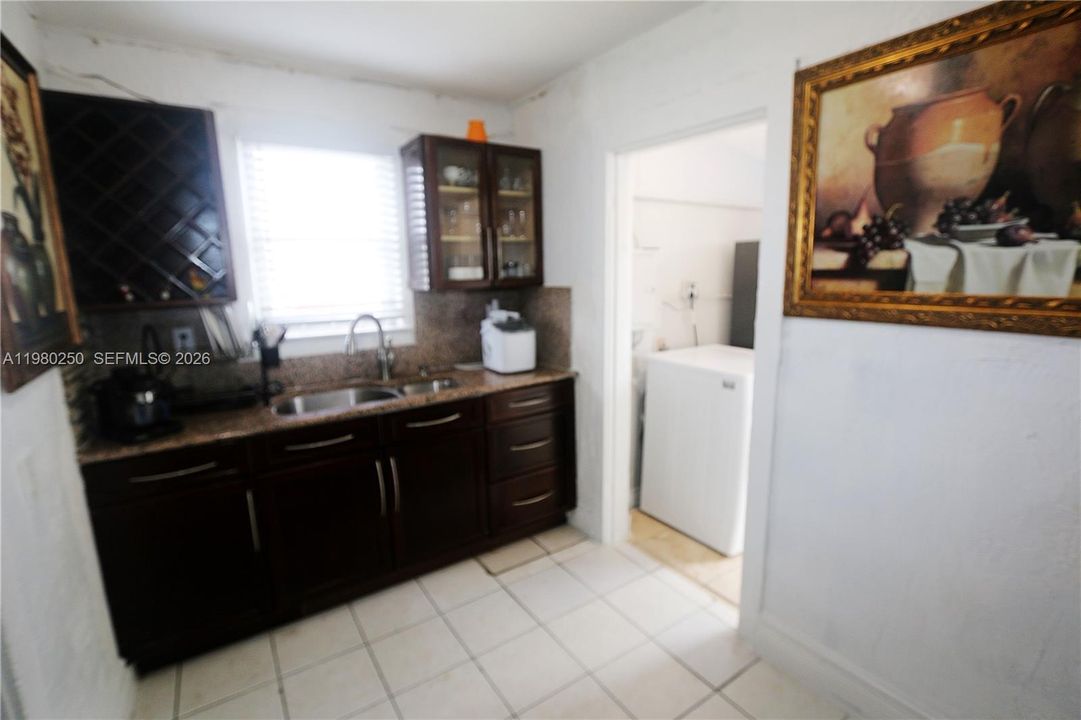 For Sale: $459,900 (0 beds, 0 baths, 1652 Square Feet)