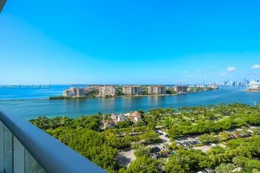 Active With Contract: $19,500 (2 beds, 2 baths, 1591 Square Feet)