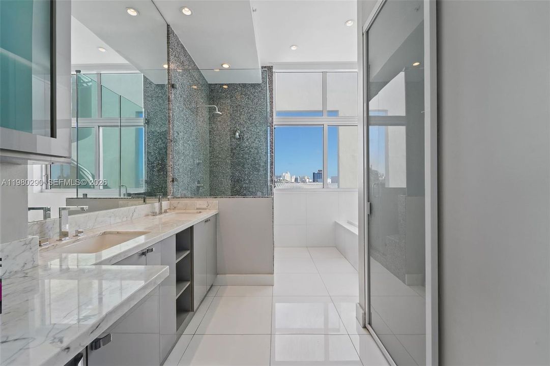 For Sale: $1,990,000 (2 beds, 2 baths, 1809 Square Feet)