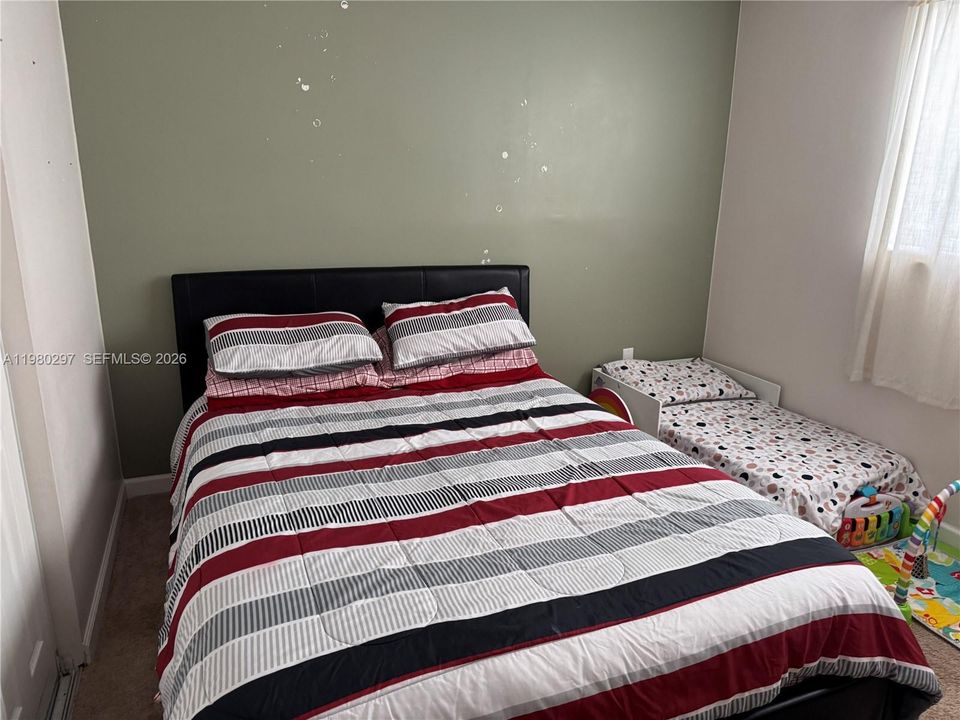 En Venta: $164,900 (2 camas, 2 baños, 1000 Pies cuadrados)