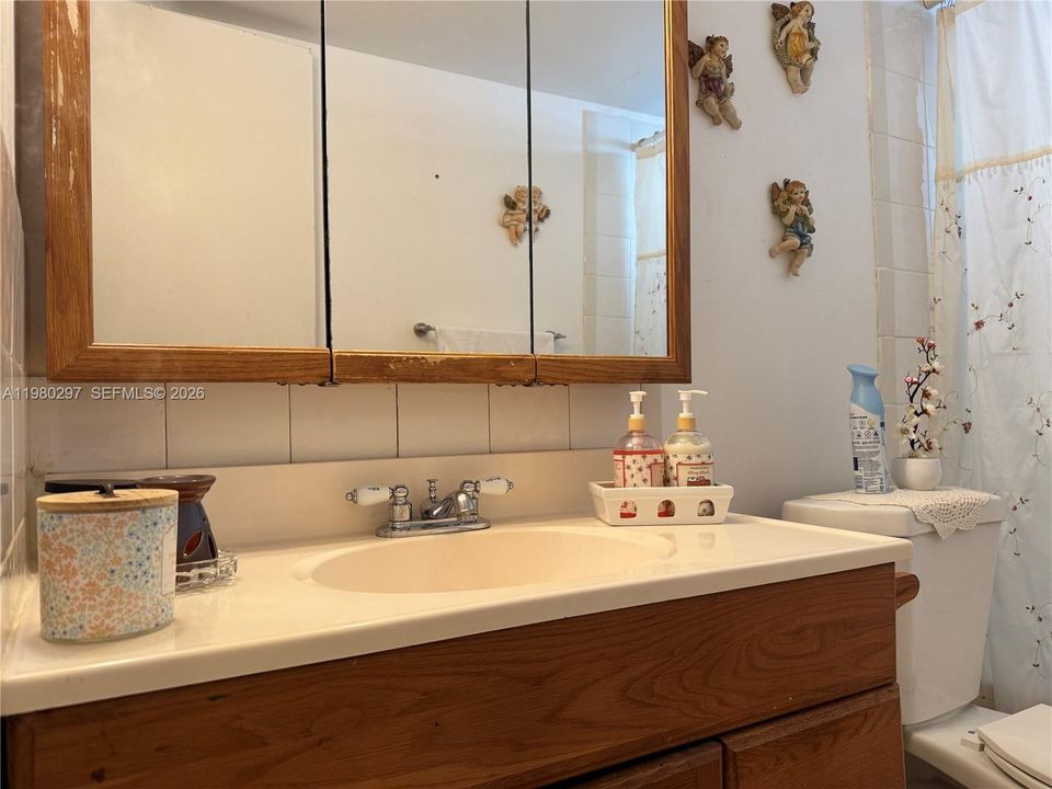 En Venta: $164,900 (2 camas, 2 baños, 1000 Pies cuadrados)
