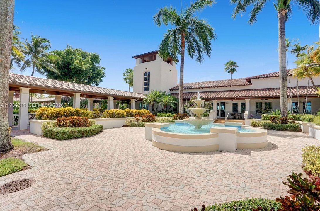 Activo con contrato: $1,575,000 (5 camas, 3 baños, 3052 Pies cuadrados)
